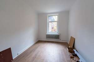 Charmante 3-Zimmer-Altbauwohnung mit modernem Komfort in zentraler Lage Göttingens – Die vollständige Adresse der Immobilie erhältst du vom Anbieter., 37073 Innenstadt, Göttingen – Vorschaubild 4