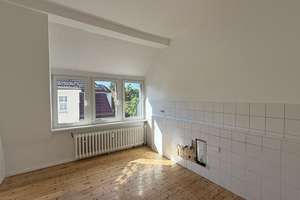 Genießen Sie Ihre wunderschöne Dachgeschosswohnung mit Sonnenbalkon in Berlin-Zehlendorf – Königstraße 31, 14163 Zehlendorf, Berlin – Vorschaubild 5