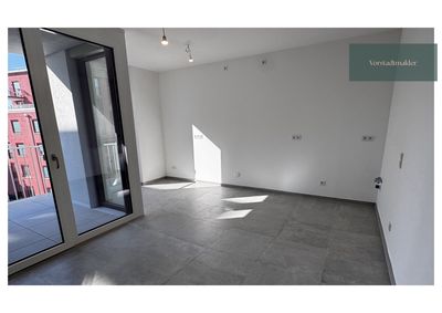 Wohnen im Premium-Neubau: Helle Drei-Zimmer-Hochparterrewohnung mit barrierefreiem Zugang