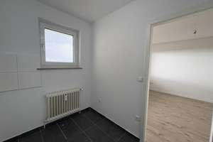Renovierte 1-Zimmer-Wohnung mit toller Aussicht in Bremen Blumenthal – Bürgermeister-Kürten-Straße 30, 28779 Blumenthal (Ortsteil), Bremen – Vorschaubild 4