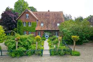 Landhaus der besonderen Art – Die vollständige Adresse der Immobilie erhältst du vom Anbieter., 23898 Wentorf (Amt Sandesneben) – Vorschaubild 1