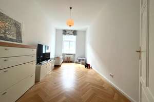 Möblierte Altbauwohnung mit Balkon im Glockenbachviertel – Hans-Sachs-Str. 1, 80469 Glockenbach, München – Vorschaubild 10
