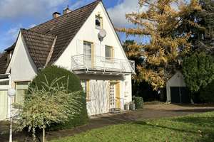  Ein Einfamilienhaus mit besonderem Charme, eingebettet in einen herrlich eingewachsenem Garten – Brockenberg 6, 45549 Sprockhövel – Vorschaubild 3