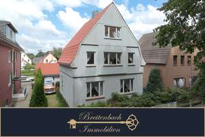 Bremen – Blumenthal • Großes Einfamilienhaus in ruhiger Lage mit gepflegtem Garten