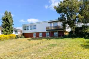 Spitzen-Lage in Erbach – Atrium-Bungalow mit ehemaliger Praxis! – Odenwaldkreis – Vorschaubild 1