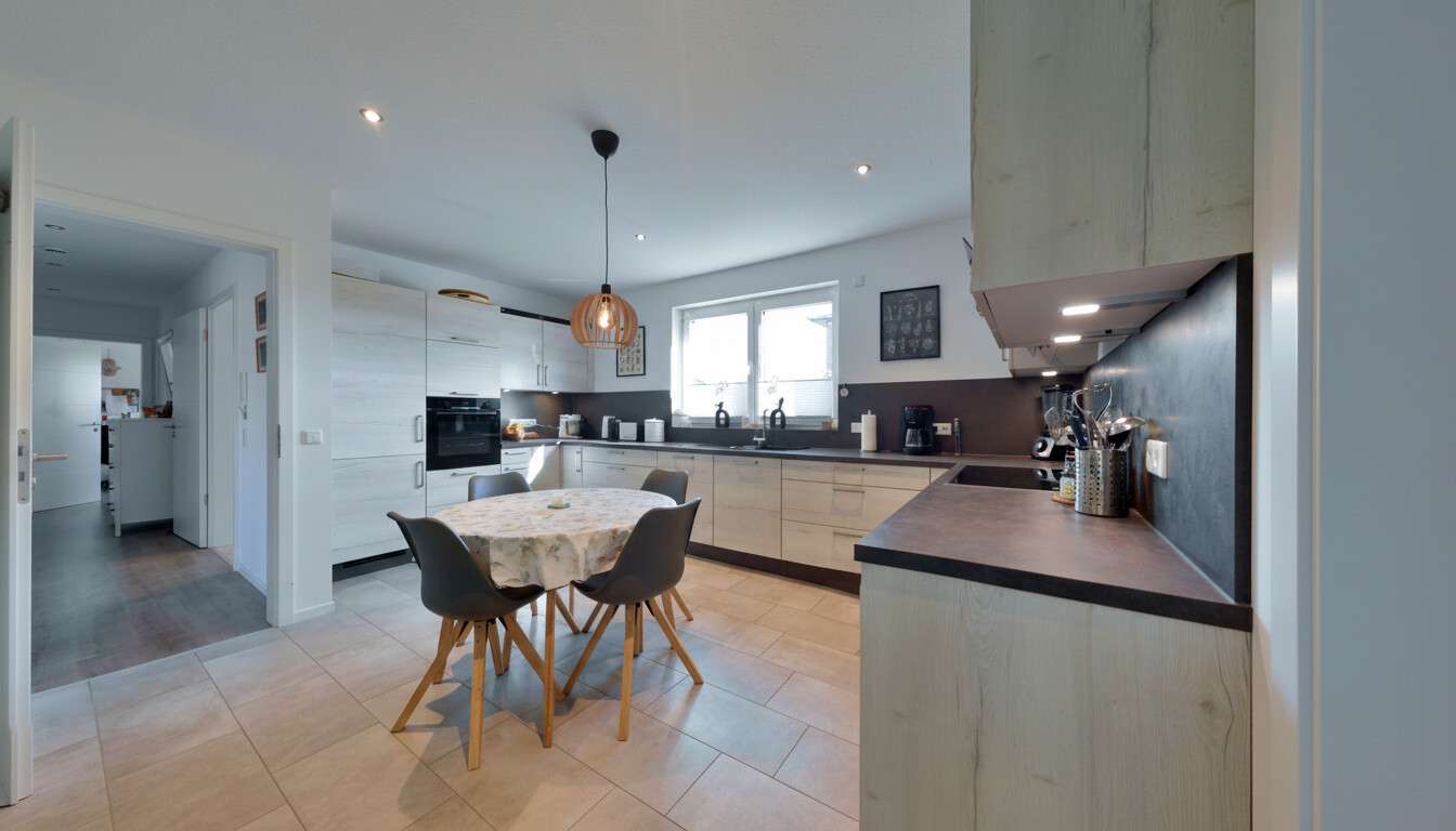 Immobilie in Dötlingen - Neuwertiges Ein-/ Zweifamilienhaus in energetischer Bauweise in Dötlingen Brettorf - Bild 0