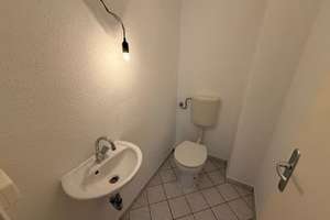 Geräumige 3-Zimmer-Wohnung mit Balkon im 11.OG! – Angerburger Allee 49, 14055 Westend, Berlin – Vorschaubild 9