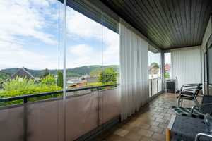 Einfamilienhaus mit Einliegerwohnung und Garage am Schluchsee – Breisgau-Hochschwarzwald (Kreis) – Vorschaubild 2