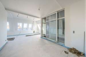 Dachgeschosswohnung mit großzügiger Sonnenterrasse im Innenausbau – Wohnen über den Dächern Berlins – Die vollständige Adresse der Immobilie erhältst du vom Anbieter., 12249 Lankwitz, Berlin – Vorschaubild 6