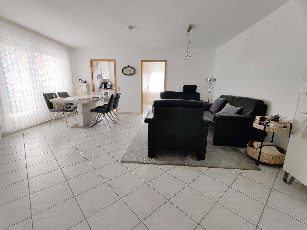 Immobilie in Baltmannsweiler - Moderne 3-Zimmerwohnung im 1. OG mit Balkon, derzeit vermietet - Bild 1