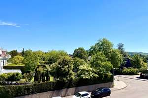 Zum Glück für die Familie – Ihr neues Zuhause  großes 2-Familienhaus mit Doppelgarage  Im Geiger – Die vollständige Adresse der Immobilie erhältst du vom Anbieter., 70374 Im Geiger, Stuttgart – Vorschaubild 3