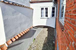 Ab 2013 liebevoll saniertes Altstadt-Ganghaus mit kleinem Innenhof auf der Lübecker Altstadtinsel! – Die vollständige Adresse der Immobilie erhältst du vom Anbieter., 23552 Innenstadt, Lübeck – Vorschaubild 19