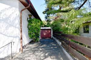 Freistehendes Einfamilienhaus mit Einliegerwohnung in Waldrandnähe von Darmstadt-Eberstadt – Die vollständige Adresse der Immobilie erhältst du vom Anbieter., 64297 Eberstadt, Darmstadt – Vorschaubild 3