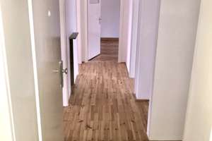 Sonnige 3-Zimmer-Wohnung mit Balkon in Regensburg West
