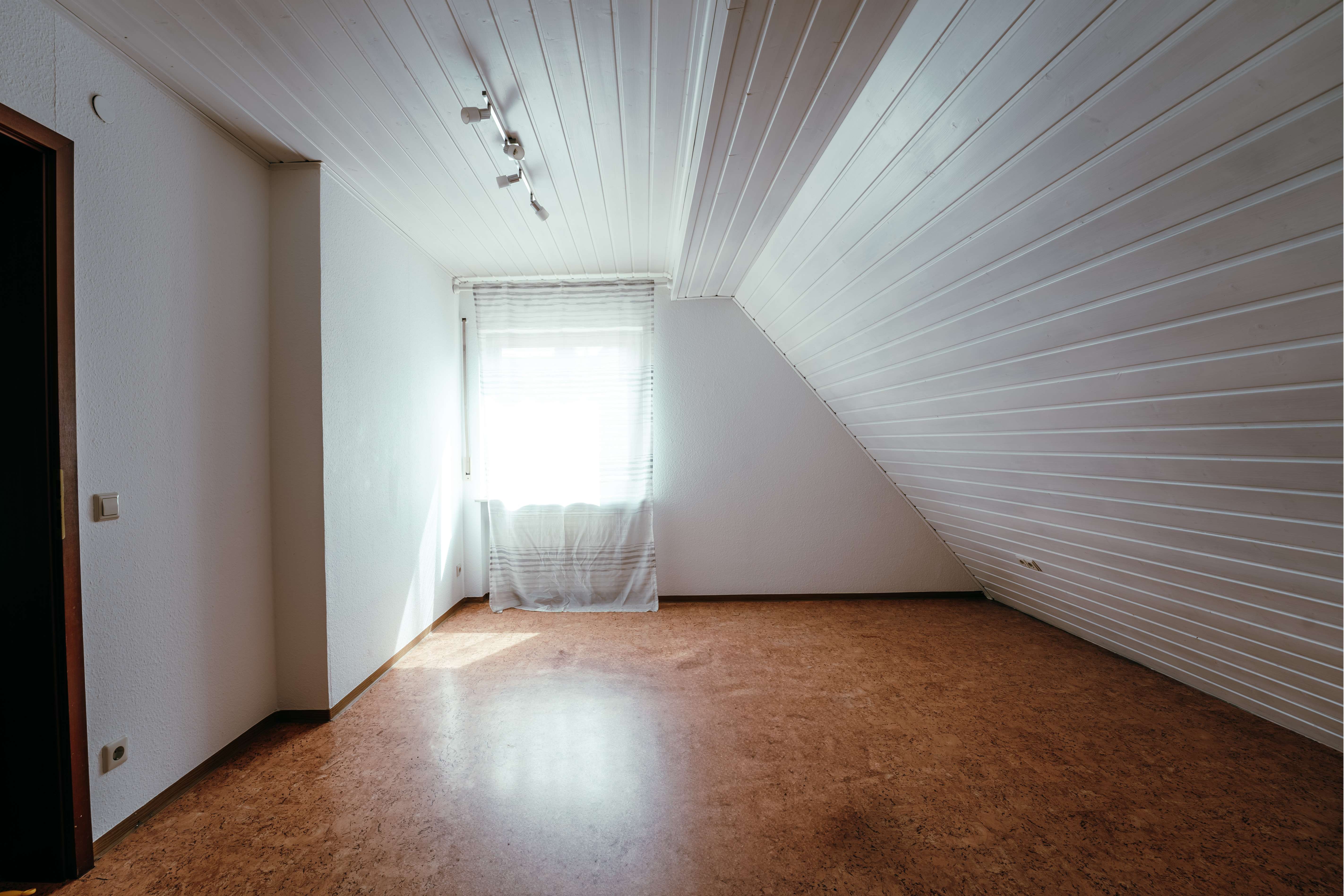 Immobilie in Geislingen - Vielseitige Kapitalanlage: Mehrfamilienhaus mit integrierter Gewerbeeinheit - Bild 1