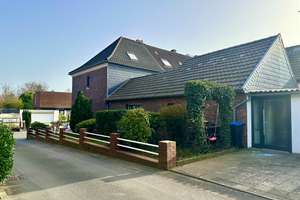  Charmante Einfamilienhaus mit 2 Garagen in ruhiger Lage von Kirchhoven – Die vollständige Adresse der Immobilie erhältst du vom Anbieter., 52525 Heinsberg – Vorschaubild 1