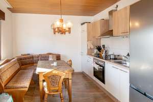 Zweifamilienhaus mit Garage für zwei Generationen oder eine große Familie – Die vollständige Adresse der Immobilie erhältst du vom Anbieter., 75181 Eutingen, Pforzheim – Vorschaubild 5