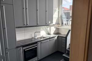 Teilmöbelierte gehobene 2-Zimmer-Wohnung in Zuffenhausen mit Dachterrasse  und Bühne – Marbacher Straße 48, 70435 Zuffenhausen-Mitte, Stuttgart – Vorschaubild 5