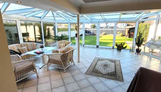 Bild von freistehend und top gepflegt