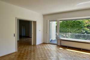Exklusive 3,5-Zimmer-Maisonette mit 150 m² und eigenem Garten – Weberstraße 10, 61350 Hochtaunuskreis – Vorschaubild 11