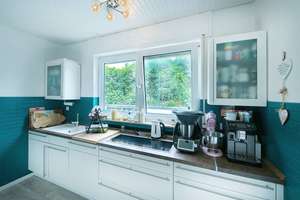 Modernisierter Bungalow mit Einliegerwohnung, viel Privatsphäre und idyllischem Grundstück – Die vollständige Adresse der Immobilie erhältst du vom Anbieter., 42651 Solingen-Mitte, Solingen – Vorschaubild 4