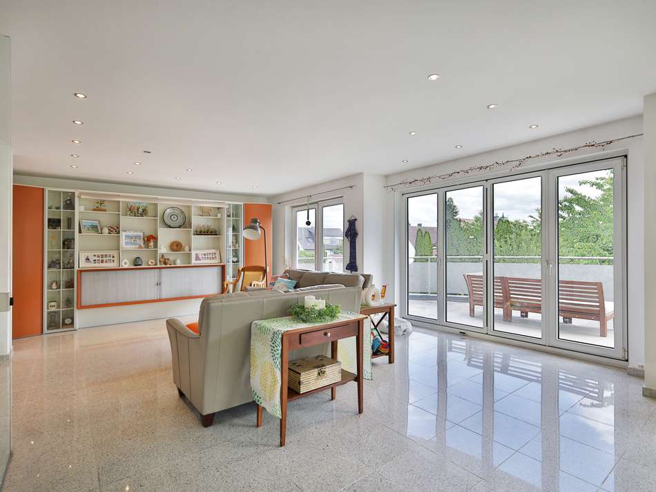 Schöner, heller Wohnbereich