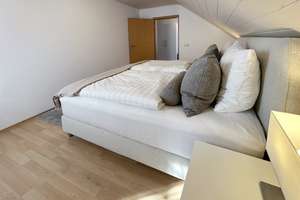 Helle 2-Zimmer Dachgeschosswohnung in Augsburg-Kriegshaber – Schmutterstraße 26, 86156 Kriegshaber, Augsburg – Vorschaubild 9