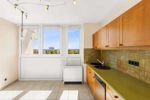 Weitblick • Wohnküche • Wintergarten | Geräumige 2-Zi-Balkonwohnung mit TG-Stellplatz – Die vollständige Adresse der Immobilie erhältst du vom Anbieter., 81925 Oberföhring, München – Vorschaubild 11