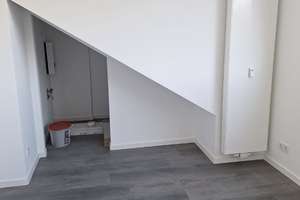 Charmante 2-Zimmer Dachgeschosswohnung in Köln-Rodenkirchen – Die vollständige Adresse der Immobilie erhältst du vom Anbieter., 50996 Rodenkirchen (Ortsteil), Köln – Vorschaubild 6