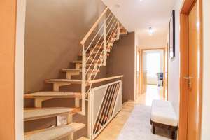 Modernes REH mit Garten, hochwertiger Ausstattung & viel Platz in Frankfurt-Schwanheim – 60529 Schwanheim, Frankfurt am Main – Vorschaubild 14