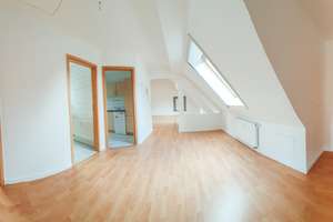 Helle Dachgeschosswohnung mit Einbauküche in zentraler und ruhiger Lage von Chemnitz-Wittgensdorf – Obere Hauptstr. 56, 9228 Wittgensdorf, Chemnitz – Vorschaubild 13