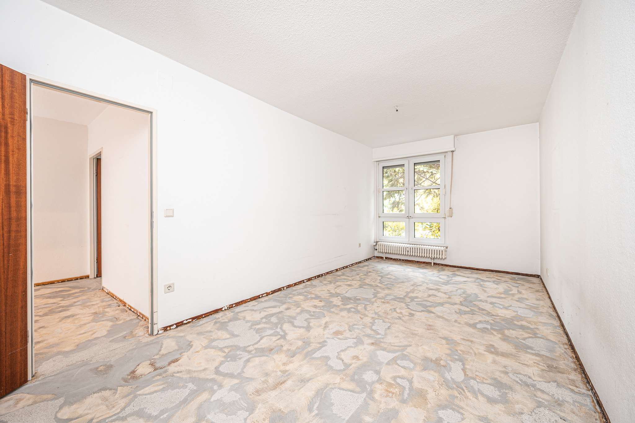 3-Zimmer-Erdgeschosswohnung mit Terrasse und Garten in Charlottenburg am Renaissance-Theater, Berlin – Bild 3