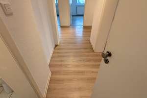 Attraktive 4-Zimmer-Erdgeschosswohnung mit großem Balkon in Oldenburg-Ohmstede