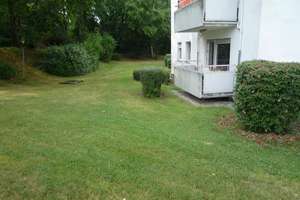 Schöne 3-Zimmer-Wohnung  in Friedrichsdorf-Seulberg | Balkon + Aufzug | EG-HP | 0.4 – 61381 Friedrichsdorf – Vorschaubild 2