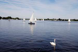 ULI VOGELER GmbH - EXKLUSIVE ETW IN HISTORISCHER STADTVILLA ZWISCHEN FELDBRUNNENSTRAßE UND MITTELWEG