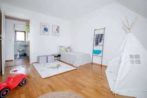 *Reserviert* Charmante Doppelhaushälfte mit sonniger Terrasse & grünem Vorgarten – Bernbrunnerstraße 60, 74831 Heilbronn (Kreis) – Vorschaubild 8