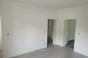 Möbel reinstellen und einziehen – Holtener Straße 283, 47167 Duisburg – Vorschaubild 1