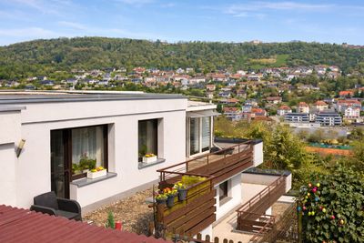 *Stilvoller Bungalow mit Garten & Panoramablick über Künzelsau*