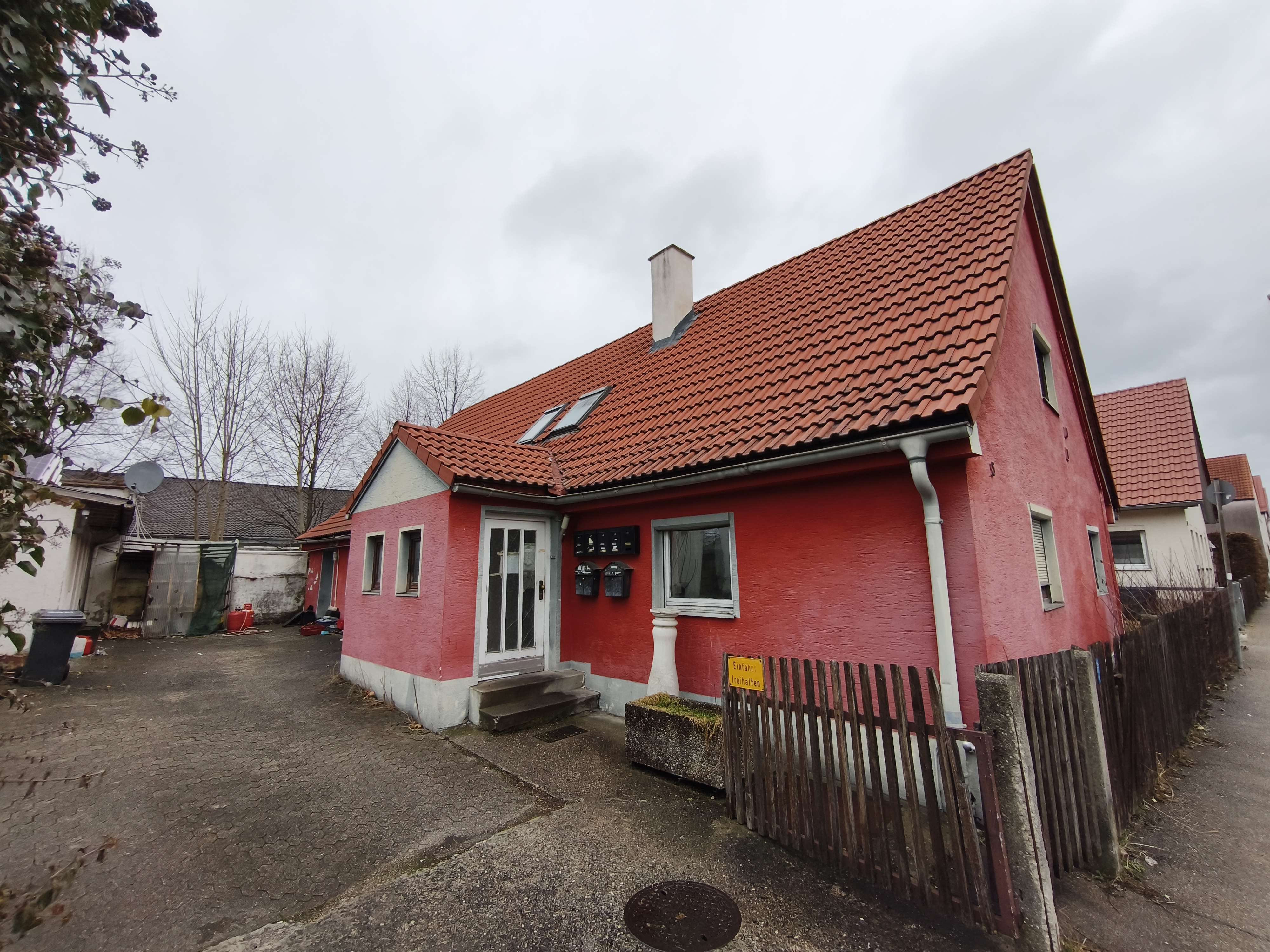 Einfamilienhaus in guter zentraler Lage in Lechhausen +Möglichkeit Anbau MFH, Augsburg – Bild 1