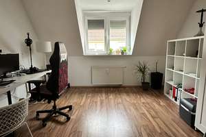 Ansprechende 5-Zimmer-Wohnung mit Balkon und EBK in Hockenheim – Die vollständige Adresse der Immobilie erhältst du vom Anbieter., 68766 Hockenheim – Vorschaubild 9