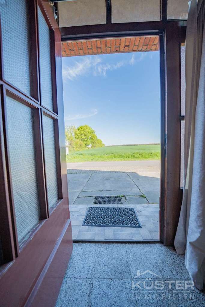 Immobilie in Suthfeld - KÜSTER IMMOBILIEN präsentiert: Feldrandlage mit Weitblick. 1-2 Familienhaus mit Potenzial - Bild 4