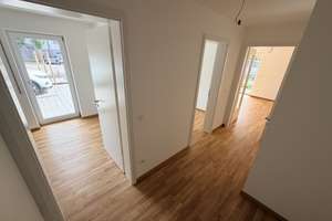 Erstbezug im klimafreundlichen Neubau (KfW 40 QNG): 3-Zimmer-Wohnung mit Südterrasse in Regensburg – 93053 Kasernenviertel, Regensburg – Vorschaubild 2