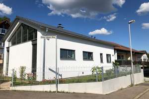 Neuwertiges freistehendes EFH  in Marbach-Rielingshausen – Alemannenstraße 51, 71672 Marbach am Neckar – Vorschaubild 1