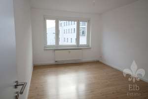 Tolle Aussicht vom Balkon - praktische 3 Raum Wohnung in Stadtfeld-Ost ist ab sofort bezugsfrei – Olvenstedter Straße 32, 39108 Stadtfeld Ost, Magdeburg – Vorschaubild 11