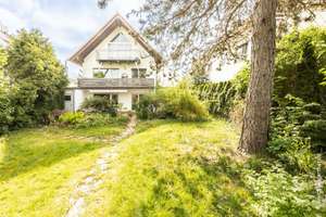 Eigentumswohnung mit herrlichem West-Garten, extra Hobbykeller und zwei Garagen – Die vollständige Adresse der Immobilie erhältst du vom Anbieter., 81929 Daglfing, München – Vorschaubild 2
