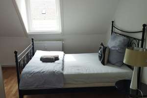 Großzügig geschnittene 2-Zimmer mit Einbauküche im Biebrich – Bunsenstr. 1, 65187 Biebrich, Wiesbaden – Vorschaubild 4