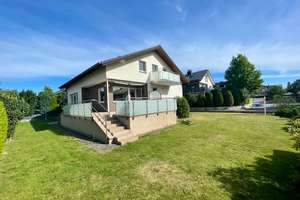 Einfamilienwohnhaus in Wewer mit Garage und Keller!