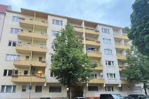 Aufzug + Balkon - perfekter Schnitt - vermietete Wohnung in attraktiver Lage + Keller – Die vollständige Adresse der Immobilie erhältst du vom Anbieter., 13357 Gesundbrunnen, Berlin – Vorschaubild 11
