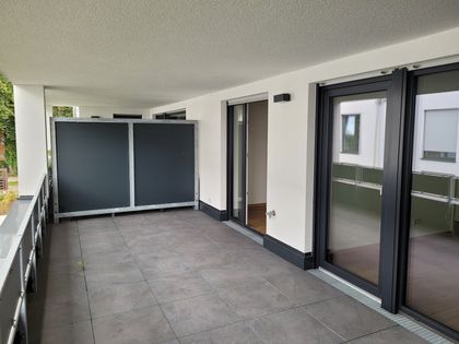 Renovierte 71 m² helle, WG geeignete Wohnung outlets mit Balkon in der Do-City zu vermieten!