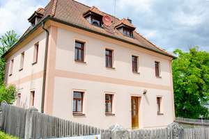 Charakterstarkes Wohnhaus mit Geschichte – ehemaliges Gemeindehaus, sofort einziehen – Die vollständige Adresse der Immobilie erhältst du vom Anbieter., 92281 Königstein – Vorschaubild 4
